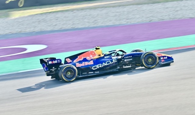 现场｜F1中国大奖赛首日，全球车迷“进站”上海嘉定